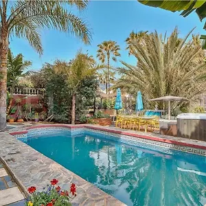 Majestic By The Heated Private Pool & Jacuzzi Benalmádena